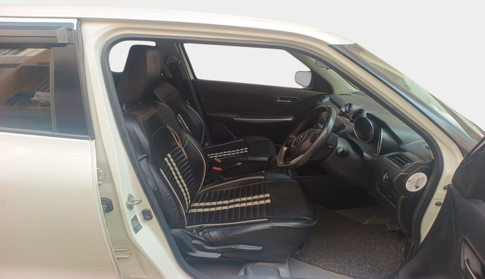 2018 Maruti Swift ZDI AMT, Diesel, Automatic, 1,25,356 km, interior