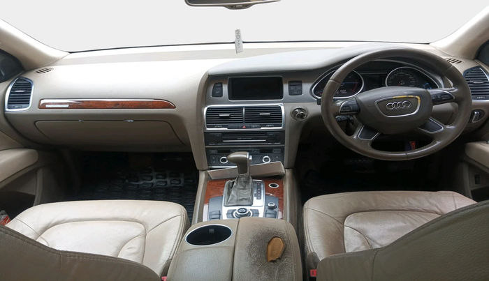 2013 Audi Q7 3.0 TDI QUATTRO, Diesel, Automatic, 1,90,233 km, interior