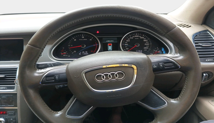 2013 Audi Q7 3.0 TDI QUATTRO, Diesel, Automatic, 1,90,233 km, interior