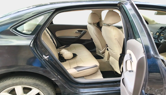 2011 Volkswagen Vento HIGHLINE DIESEL 1.6, Diesel, Manual, 74,845 km, interior