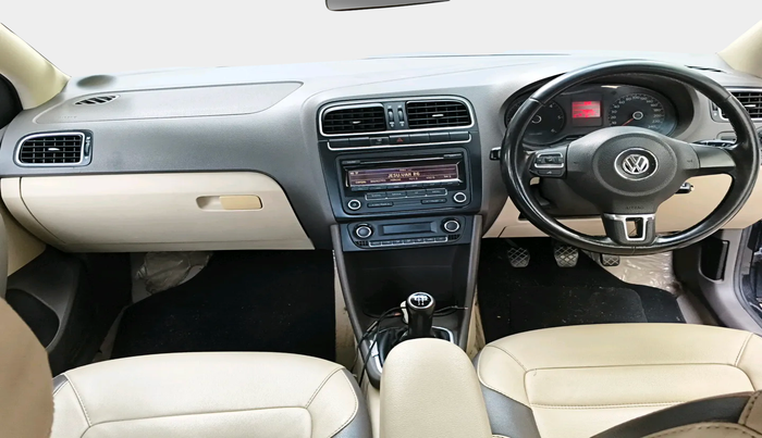 2011 Volkswagen Vento HIGHLINE DIESEL 1.6, Diesel, Manual, 74,845 km, interior