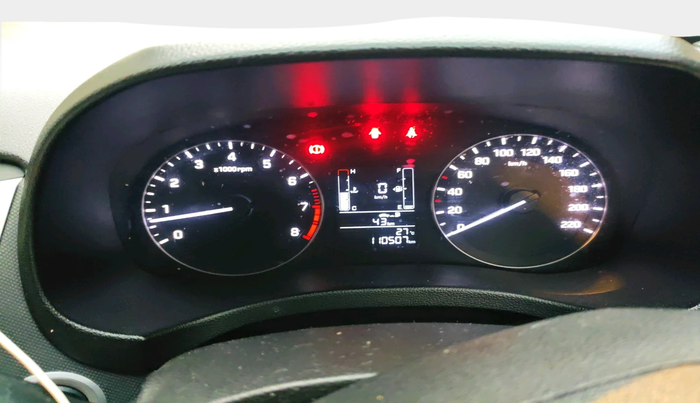 2018 Hyundai Creta SX 1.6 PETROL DUAL TONE, Petrol, Manual, 1,10,507 km, interior