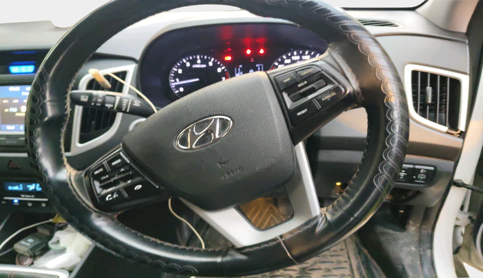 2018 Hyundai Creta SX 1.6 PETROL DUAL TONE, Petrol, Manual, 1,10,507 km, interior