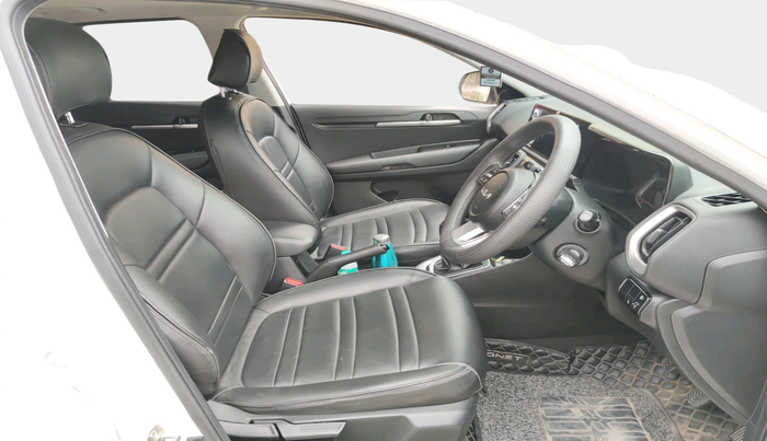 2023 KIA SONET HTK PLUS 1.2, Petrol, Manual, 47,576 km, interior