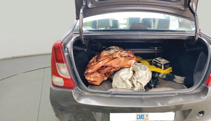 2011 Mahindra Verito 1.5 D6, Diesel, Manual, 73,293 km, exterior