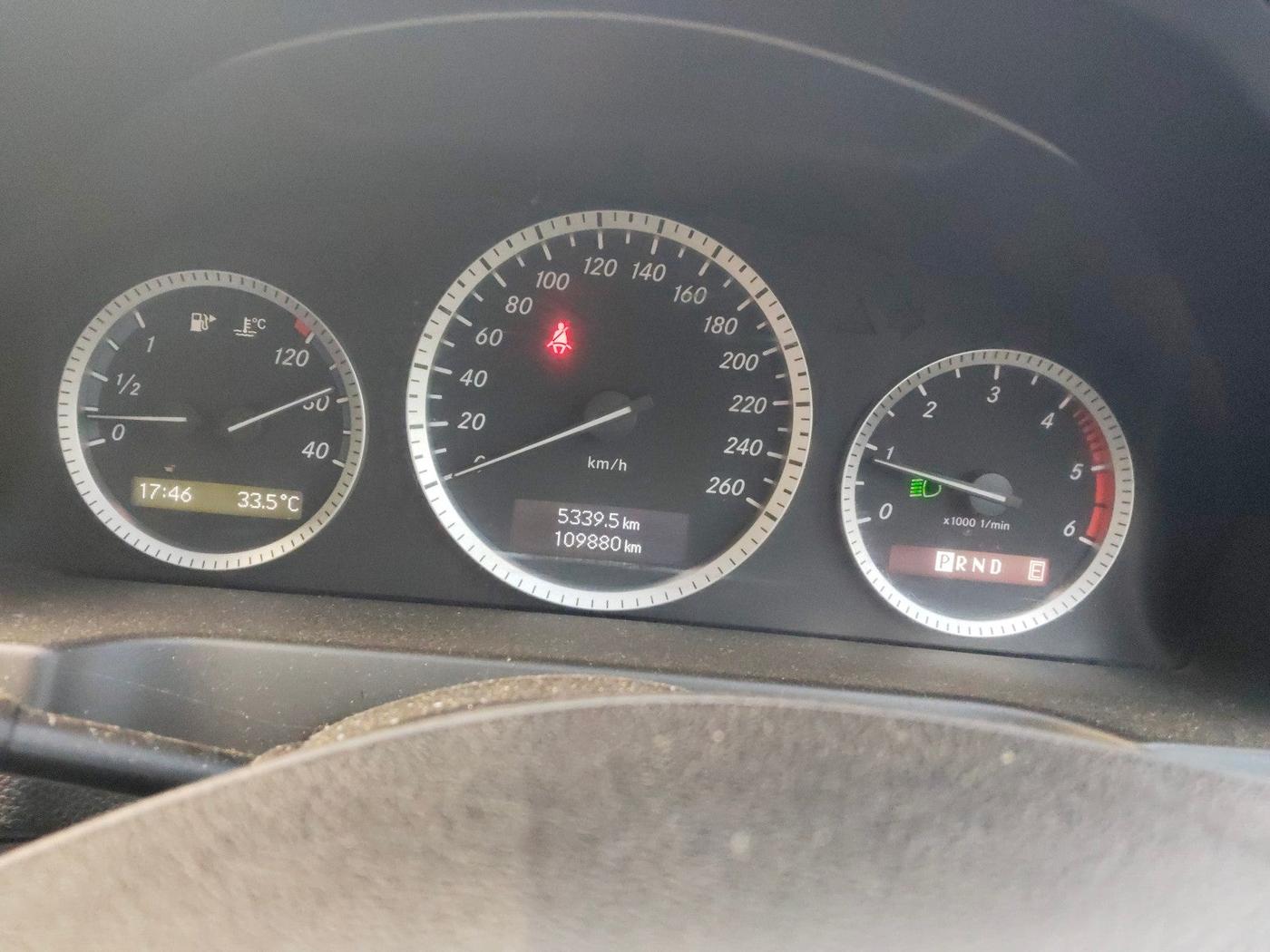 2011 Mercedes Benz C Class 220 BlueEfficiency, Diesel, Automatic, 1,09,880 km, interior