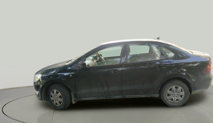 2012 Skoda Rapid AMBITION 1.6 TDI CR MT, Diesel, Manual, 1,76,378 km, exterior