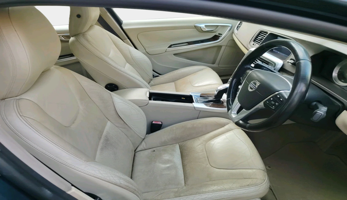 2013 Volvo S60 SUMMUM D5, Diesel, Automatic, 1,18,814 km, interior
