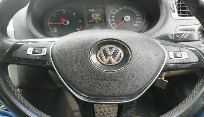 2016 Volkswagen Polo HIGHLINE1.5L, Diesel, Manual, 49,259 km, interior