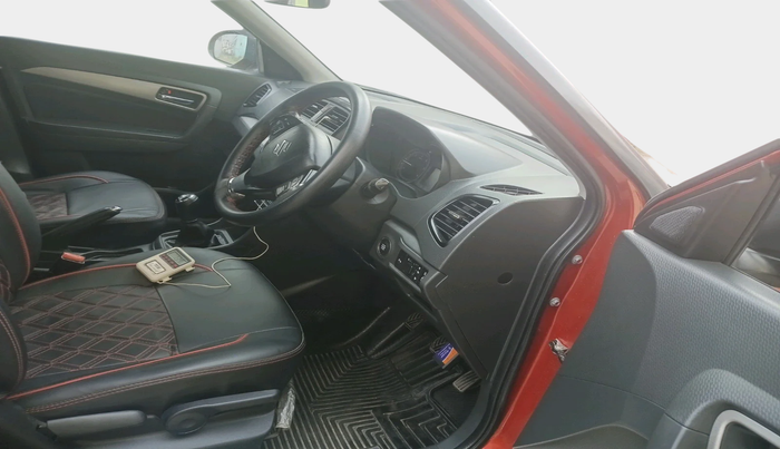 2016 Maruti Vitara Brezza ZDI PLUS, Diesel, Manual, 1,18,883 km, interior