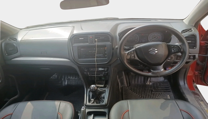 2016 Maruti Vitara Brezza ZDI PLUS, Diesel, Manual, 1,18,883 km, interior