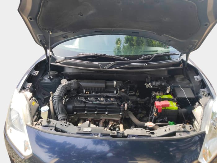2019 Maruti Swift LXI, Petrol, Manual, 37,150 km, exterior