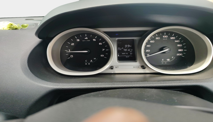 2016 Tata Tiago XZ PETROL, Petrol, Manual, 79,164 km, interior