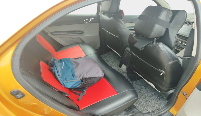 2016 Tata Tiago XZ PETROL, Petrol, Manual, 79,164 km, interior