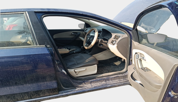 2012 Volkswagen Vento HIGHLINE DIESEL 1.6, Diesel, Manual, 89,000 km, interior