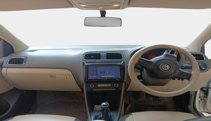 2011 Volkswagen Vento HIGHLINE DIESEL 1.6, Diesel, Manual, 1,78,109 km, interior