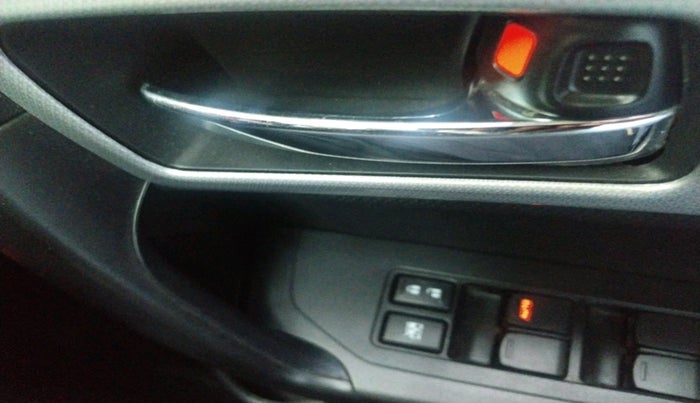 2020 Maruti Vitara Brezza ZXI, Petrol, Manual, 19,445 km, interior