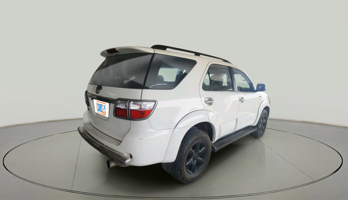 2010 Toyota Fortuner 3.0 4X4 MT, Diesel, Manual, 1,29,354 km, exterior