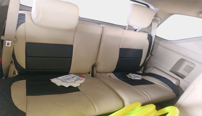 2010 Toyota Fortuner 3.0 4X4 MT, Diesel, Manual, 1,29,354 km, interior