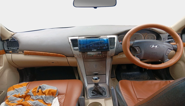 2010 Hyundai Sonata Transform 2.4 VTVT, Petrol, Manual, 1,96,977 km, interior