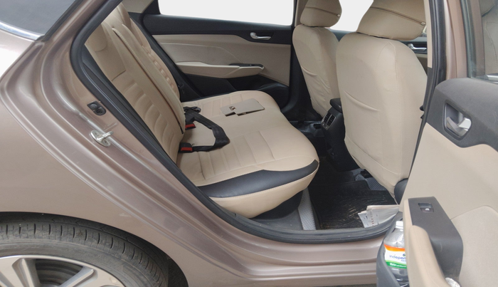 2017 Hyundai Verna 1.6 VTVT SX, Petrol, Manual, 68,868 km, interior