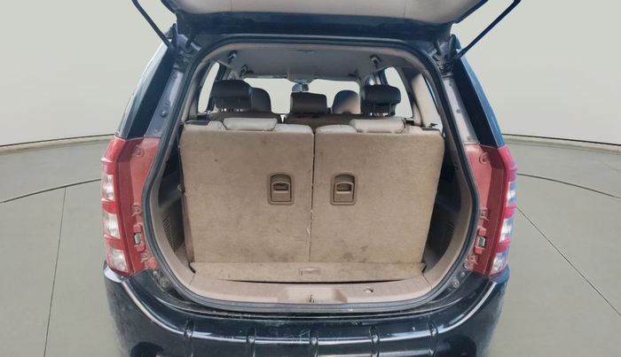 2014 Mahindra XUV500 W4, Diesel, Manual, 81,445 km, exterior