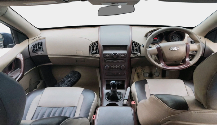 2014 Mahindra XUV500 W4, Diesel, Manual, 81,445 km, interior