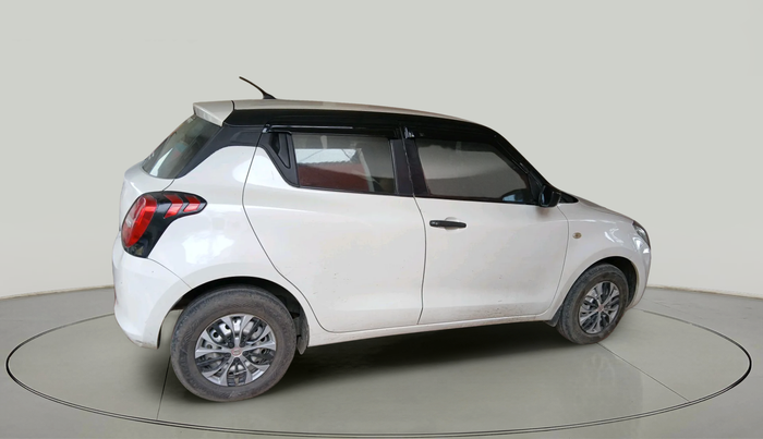 2021 Maruti Swift LXI, Petrol, Manual, 1,18,695 km, exterior