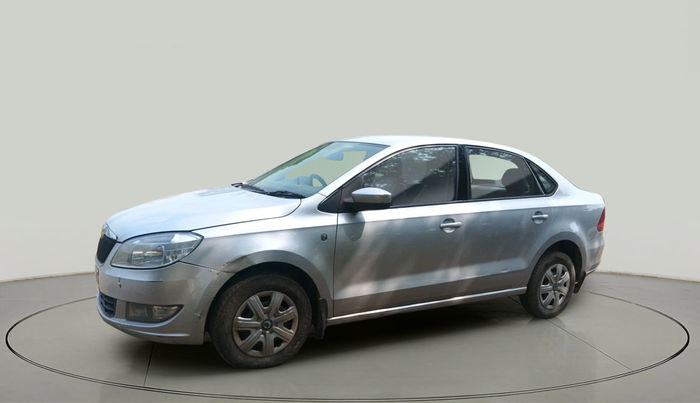 2013 Skoda Rapid AMBITION 1.6 MPI MT, Petrol, Manual, 50,643 km, exterior
