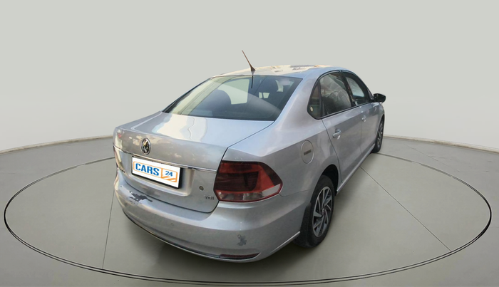 2015 Volkswagen Vento COMFORTLINE 1.5 AT, Diesel, Automatic, 1,21,280 km, exterior