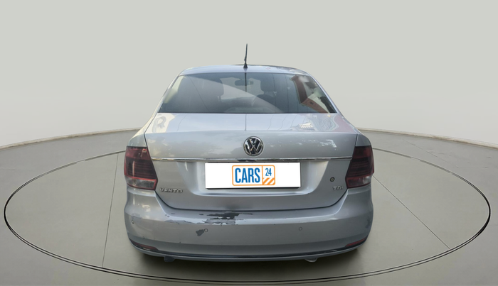 2015 Volkswagen Vento COMFORTLINE 1.5 AT, Diesel, Automatic, 1,21,280 km, exterior