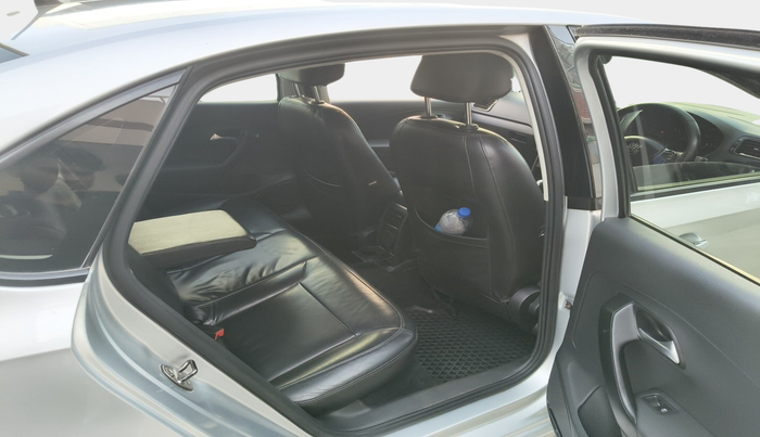 2015 Volkswagen Vento COMFORTLINE 1.5 AT, Diesel, Automatic, 1,21,280 km, interior