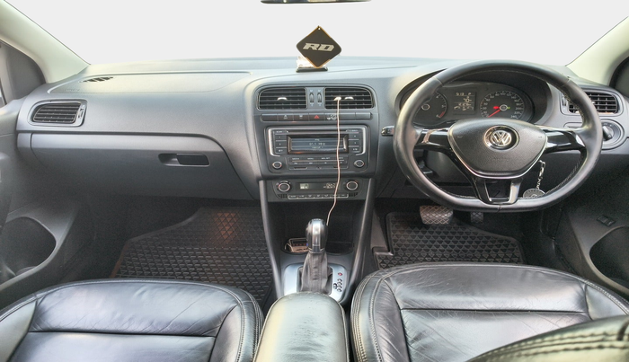 2015 Volkswagen Vento COMFORTLINE 1.5 AT, Diesel, Automatic, 1,21,280 km, interior