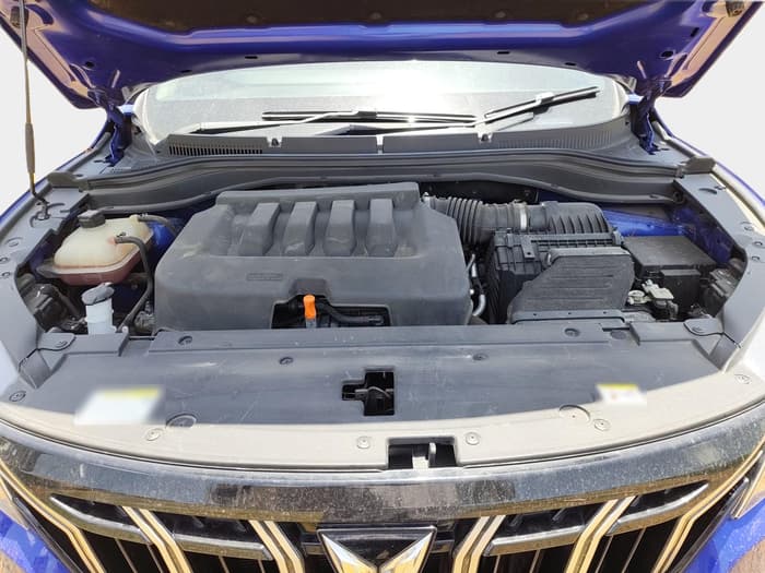 2024 Mahindra XUV700 AX 5 P AT 5 STR, Petrol, Automatic, 12,191 km, exterior