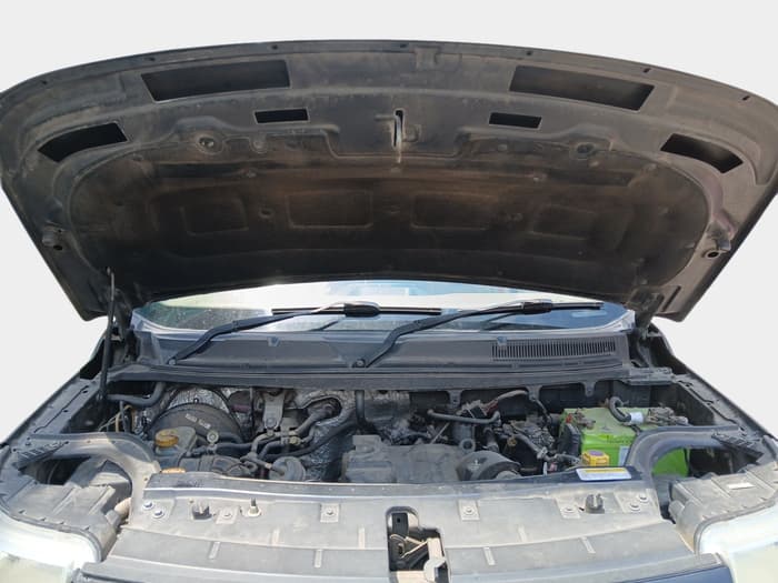 2015 Mahindra TUV300 T8, Diesel, Manual, 1,28,827 km, exterior