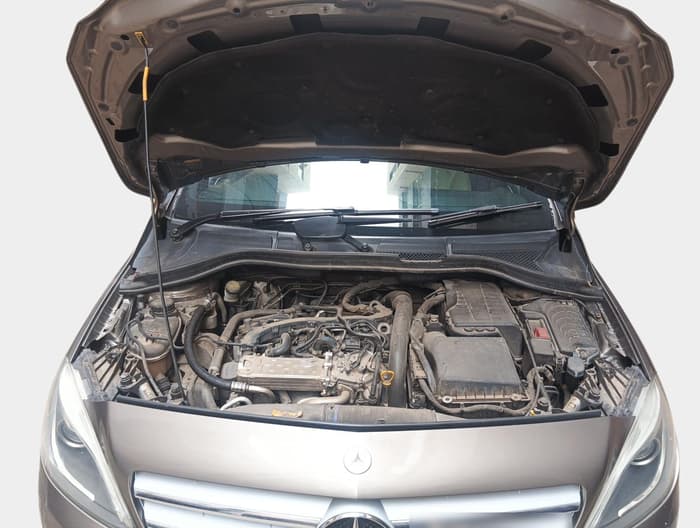 2014 Mercedes Benz B Class B180, Diesel, Automatic, 68,788 km, exterior