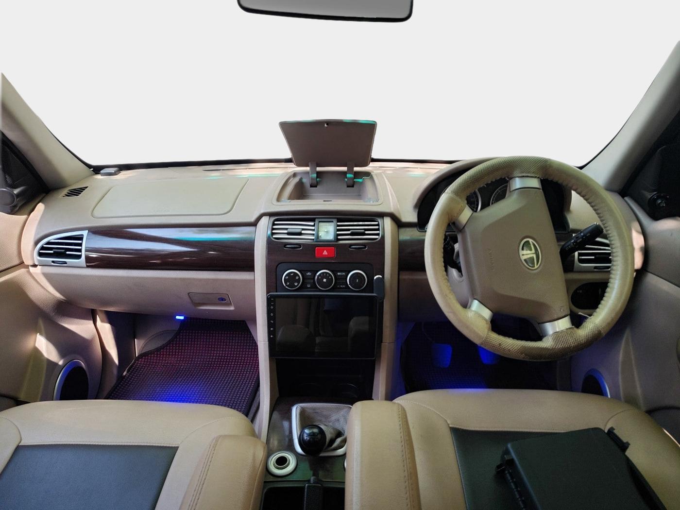 2012 Tata Safari Storme 2.2 VX 4X2, Diesel, Manual, 1,74,435 km, interior