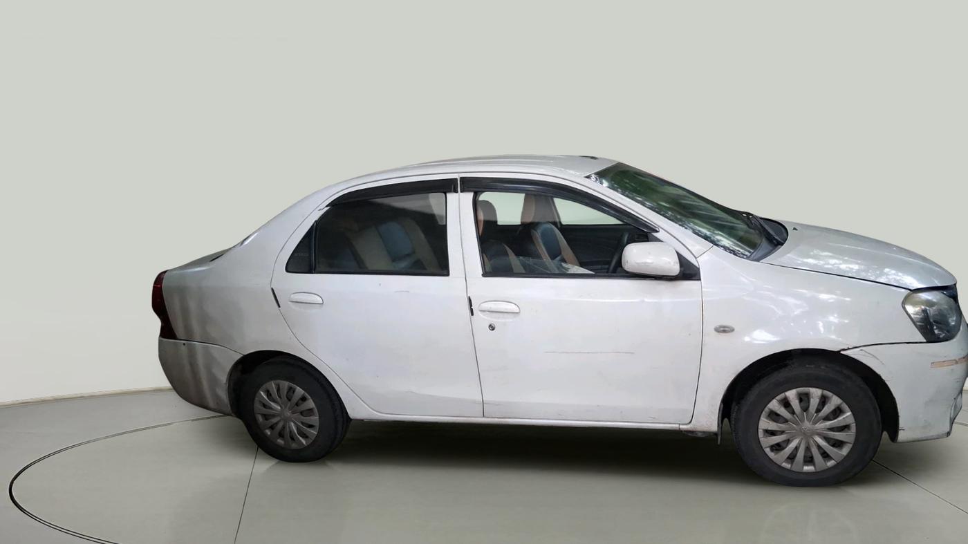 2017 Toyota Etios GD, Diesel, Manual, 1,27,985 km, exterior