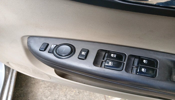 2013 Hyundai i20 SPORTZ 1.2, Petrol, Manual, 82,537 km, interior