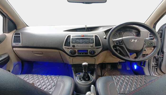 2013 Hyundai i20 SPORTZ 1.2, Petrol, Manual, 82,537 km, interior