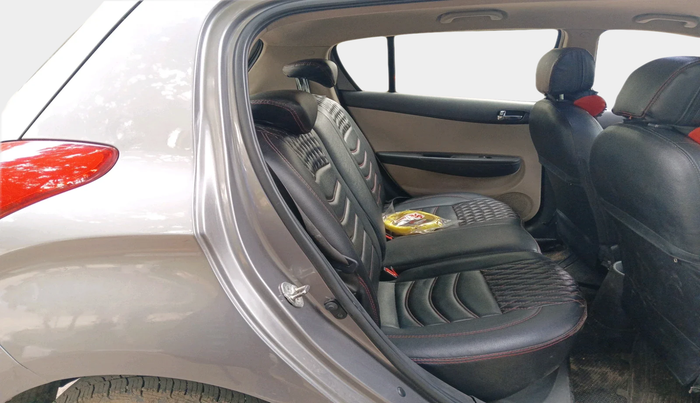 2013 Hyundai i20 SPORTZ 1.2, Petrol, Manual, 82,537 km, interior