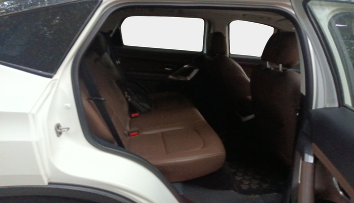 2023 Tata Harrier XZA PLUS O DUAL TONE, Diesel, Automatic, 17,428 km, interior