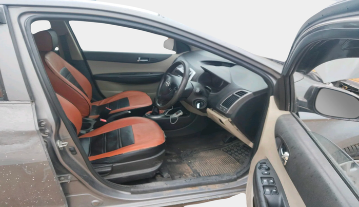 2012 Hyundai i20 MAGNA 1.4 CRDI, Diesel, Manual, 1,33,768 km, interior