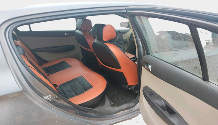 2012 Hyundai i20 MAGNA 1.4 CRDI, Diesel, Manual, 1,33,768 km, interior