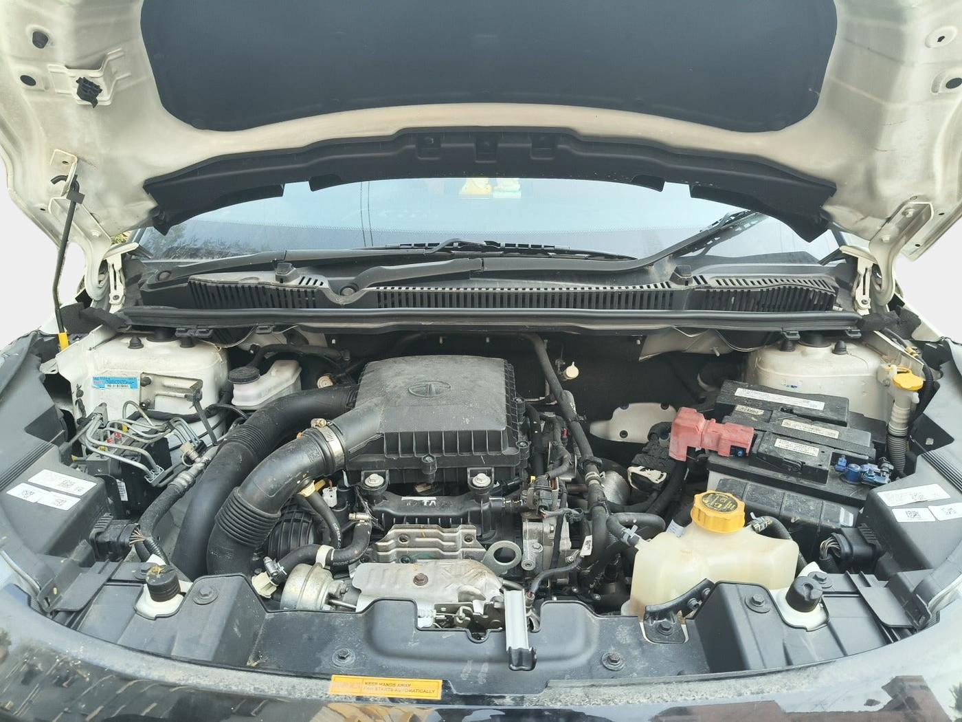 2023 Tata NEXON XM SUNROOF PETROL, Petrol, Manual, 31,835 km, exterior