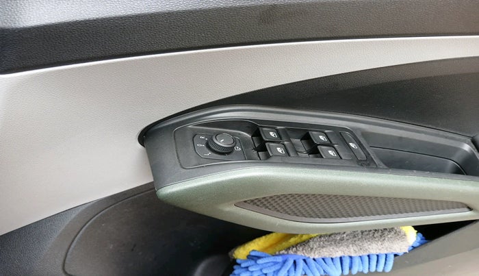 2025 Skoda Kylaq Prestige, Petrol, Manual, 5,879 km, interior