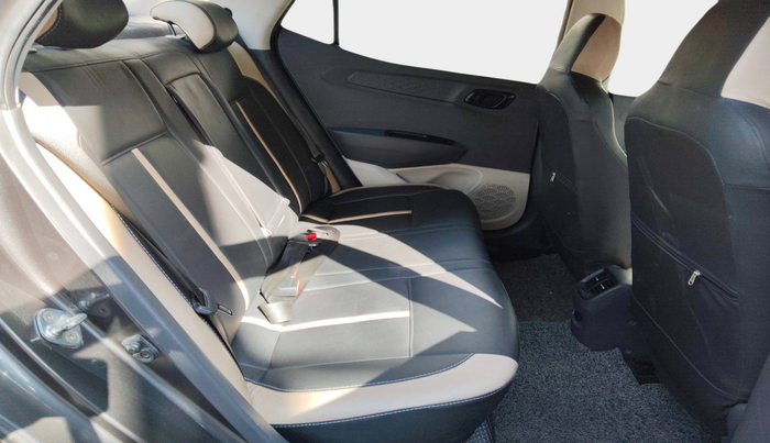 2022 Hyundai AURA S 1.2 CNG, Petrol, Manual, 1,00,281 km, interior