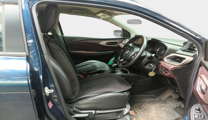 2023 Maruti FRONX DELTA PLUS 1.2L AGS, Petrol, Automatic, 27,500 km, interior