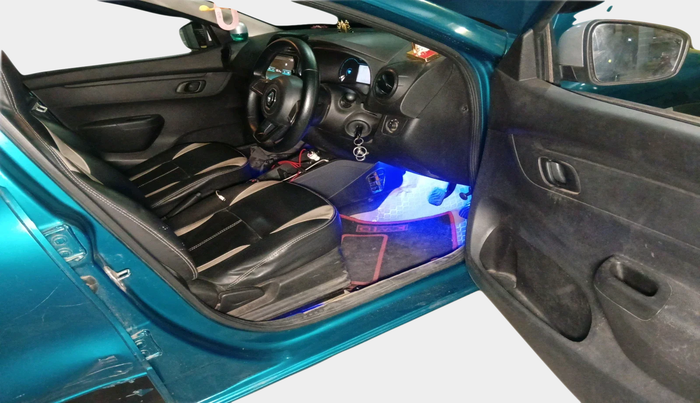 2022 Renault Kwid RXT 1.0 AMT, Petrol, Automatic, 17,977 km, interior