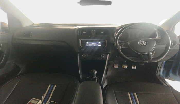 2017 Volkswagen Vento HIGHLINE 1.6 MPI, Petrol, Manual, 60,849 km, interior